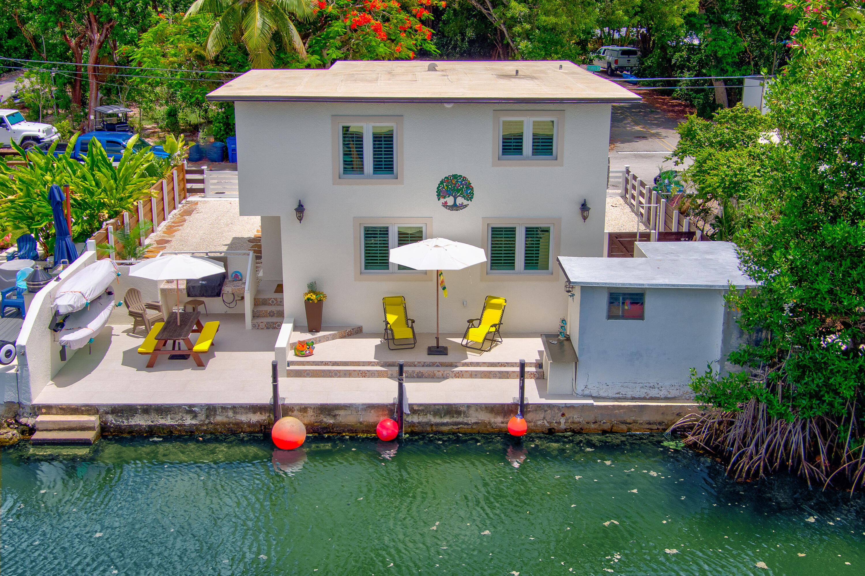 129 Pirates Drive Key Largo, FL 33037 - Photo 3 of 42 129 Pirates Dr - High Exposure Visuals