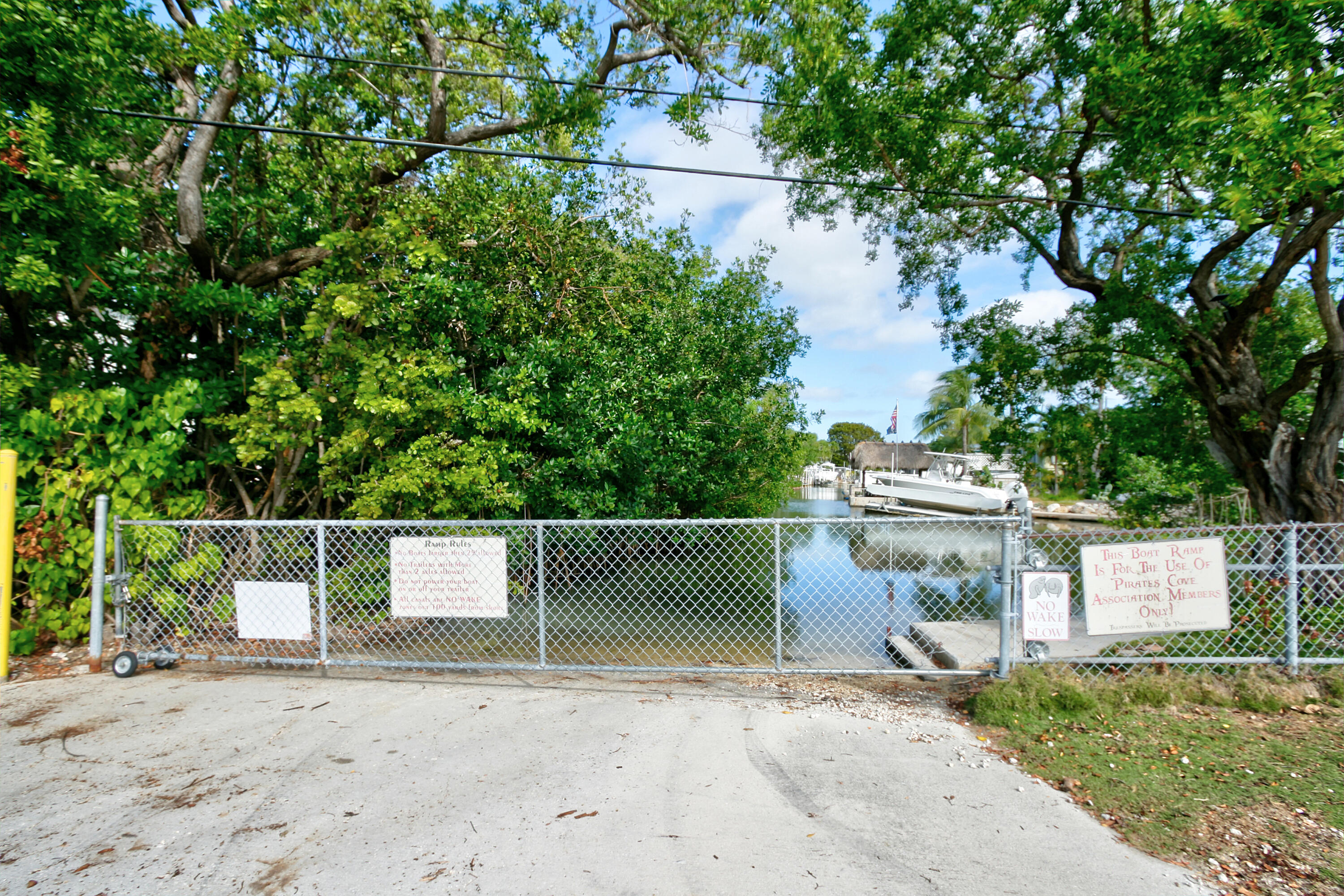 129 Pirates Drive Key Largo, FL 33037 - Photo 40 of 42 Ramp1