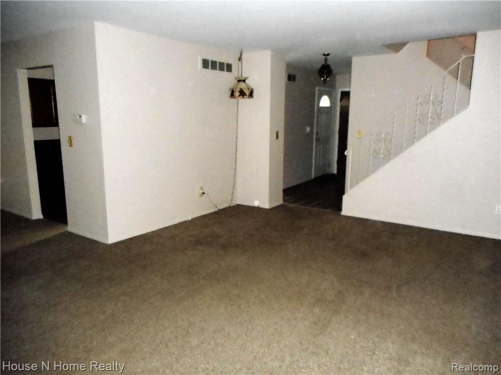 92 Manor Way Rochester Hills, MI 48309 - Photo 10 of 35