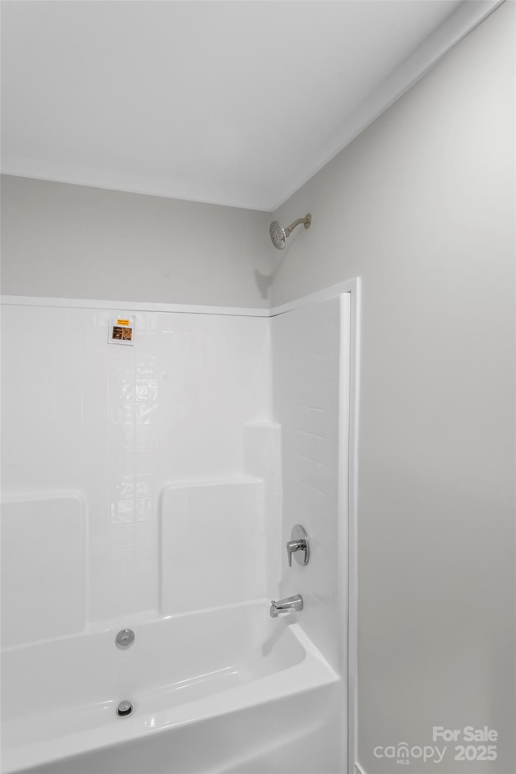 209 Walnut Br Road Weaverville, NC 28787 - Photo 31 of 43 a bathroom with a bathtub