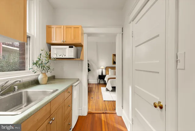 a view of walk in closet