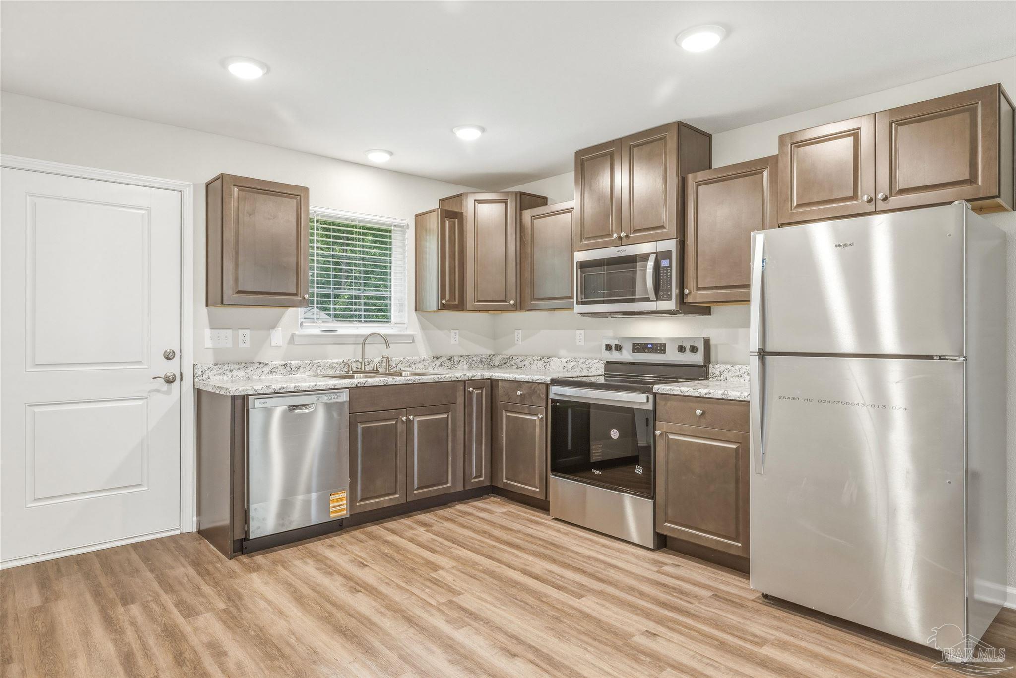 6884 Fast Gun Lane Milton, FL 32570 - Photo 12 of 35