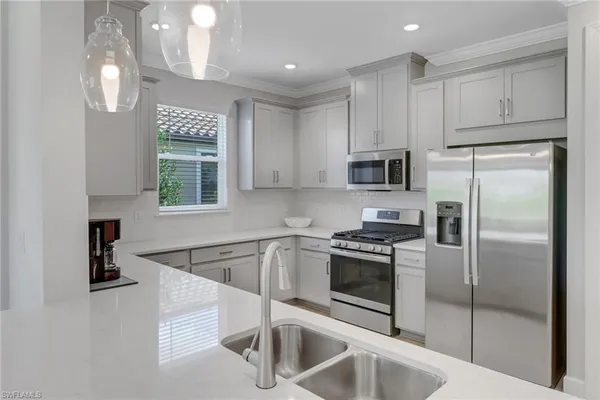 $6,500 | 15561 Vittorio Street, Naples, FL 34114