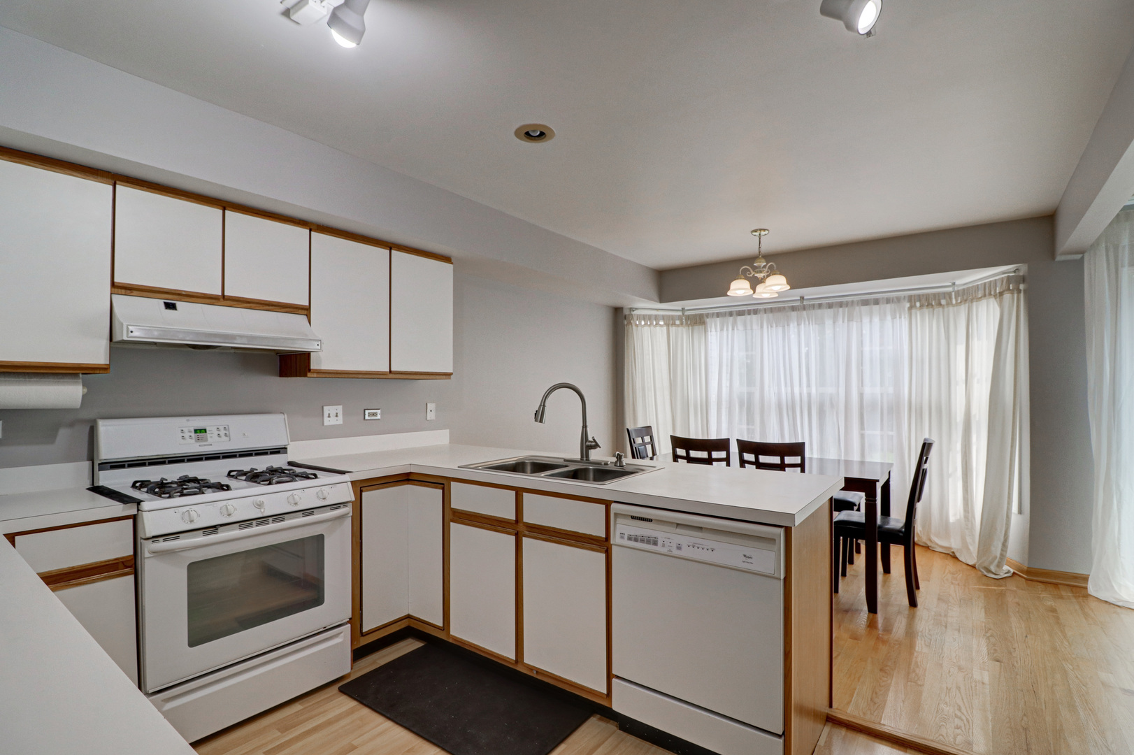 4808 Prestwick Place Hoffman Estates, IL 60010 - Photo 15 of 27