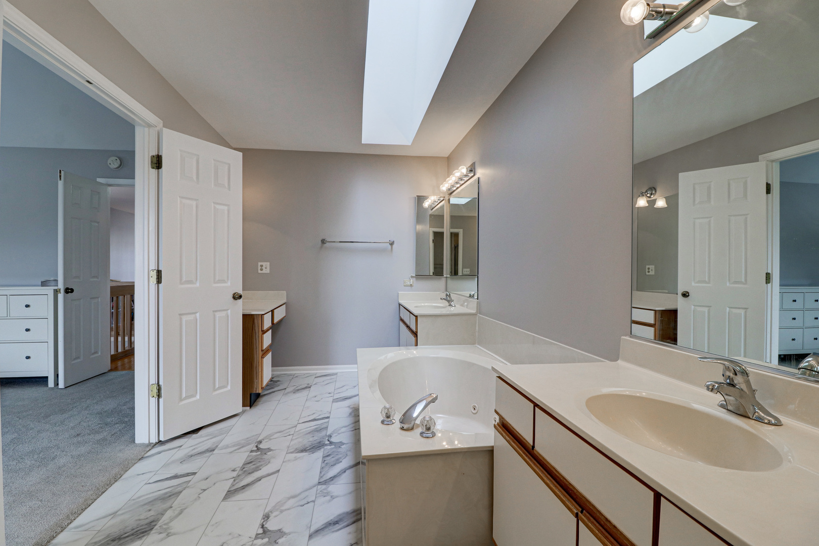 4808 Prestwick Place Hoffman Estates, IL 60010 - Photo 24 of 27