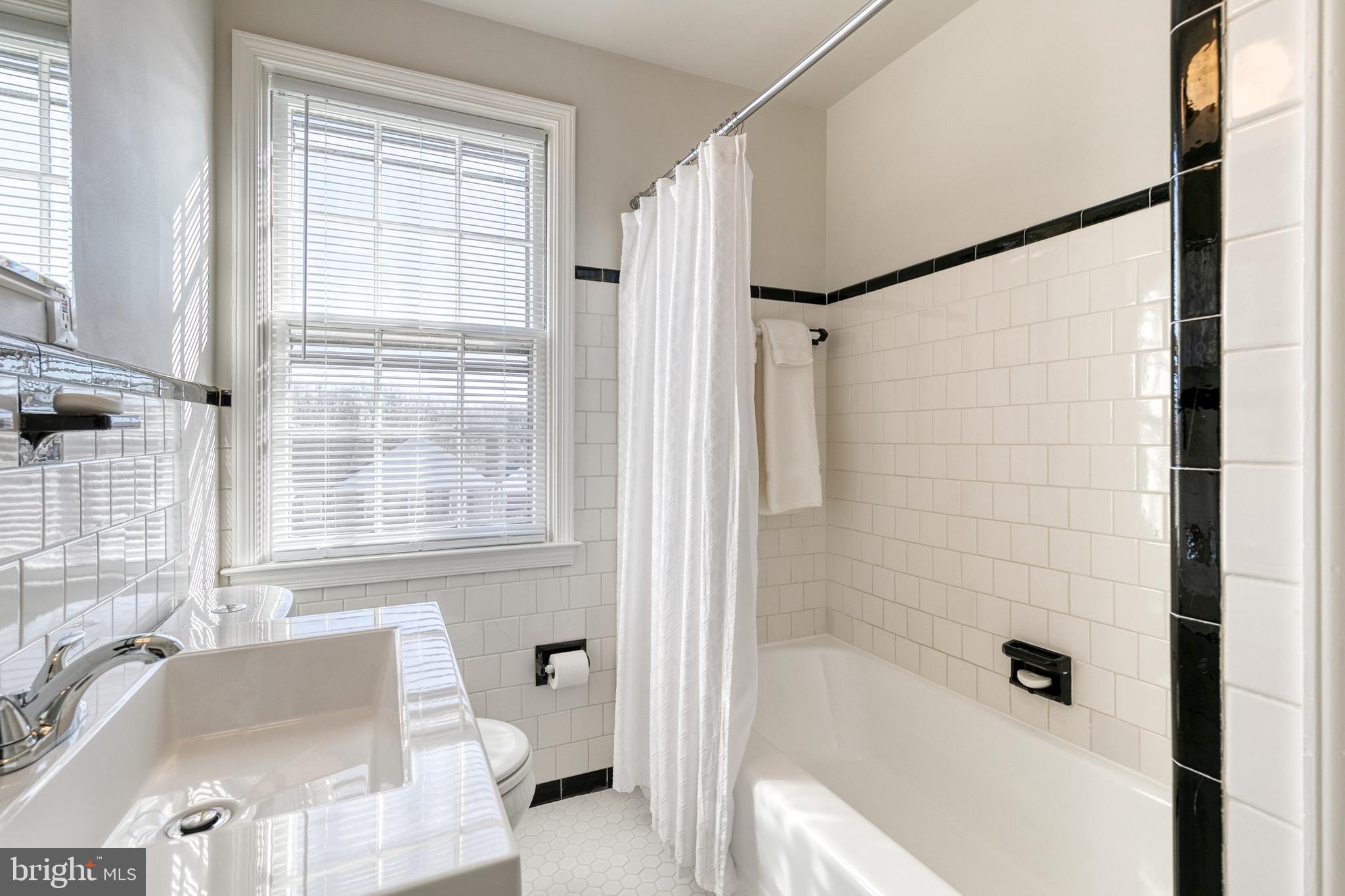 8134 Glen Gary Road Towson, MD 21286 - Photo 26 of 31