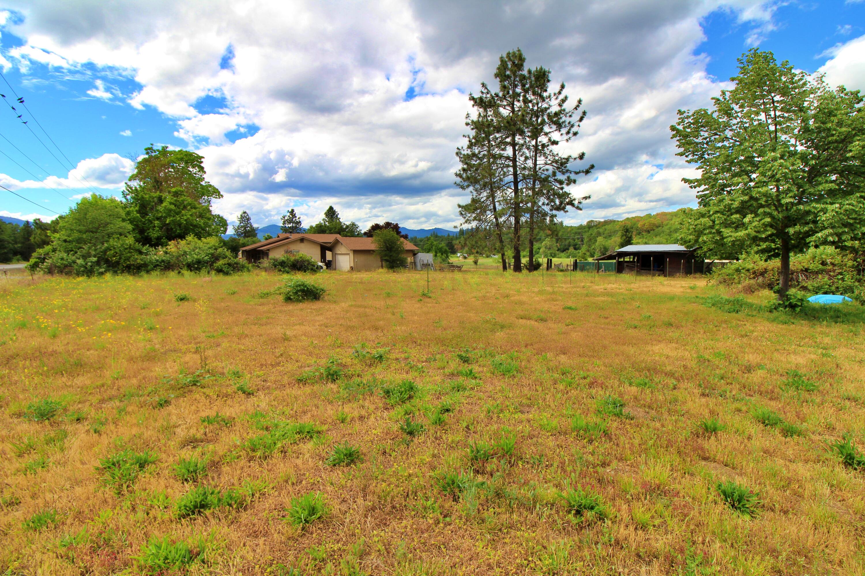 1120-a Merlin Road Grants Pass, OR 97526 - Photo 23 of 35 Lot with mobile.