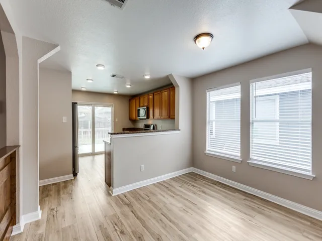 $1,975 | 3005 Crownover Street, Austin, TX 78725