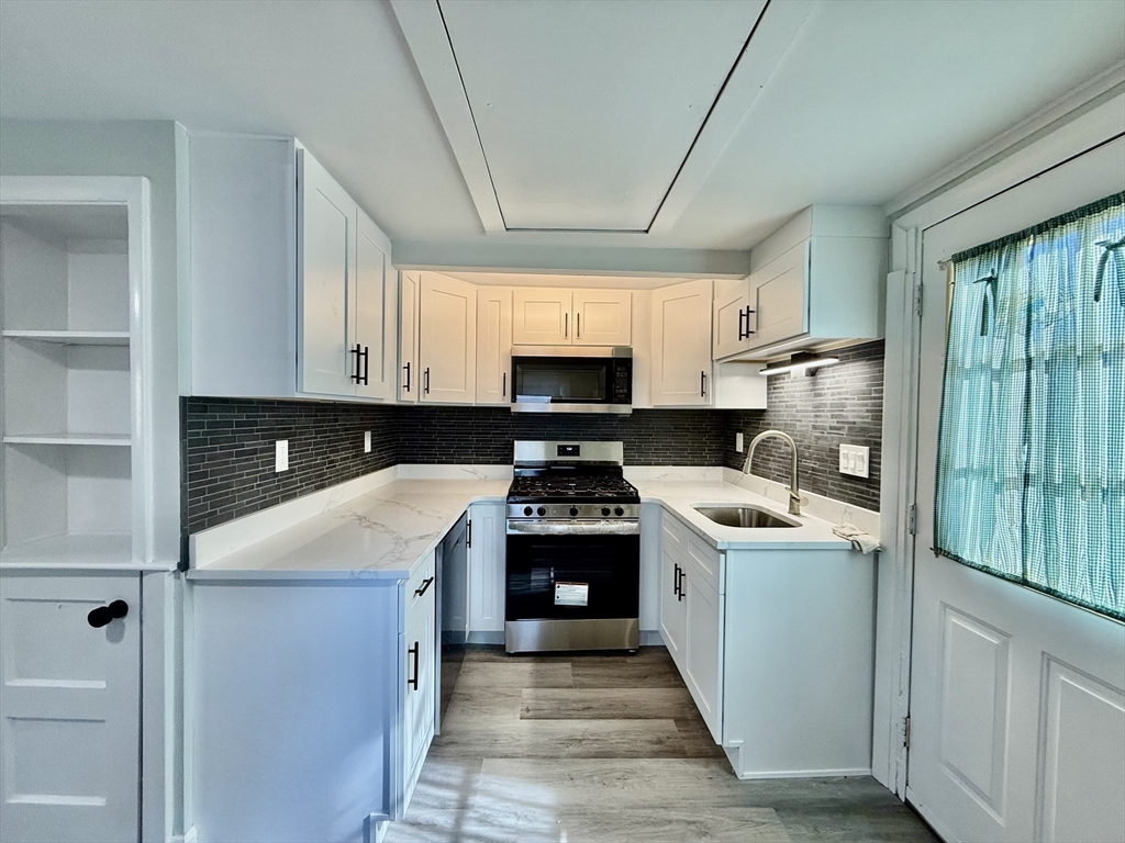 14 Patterson Street, Unit 14 Weymouth, MA 02189 - Photo 6 of 18