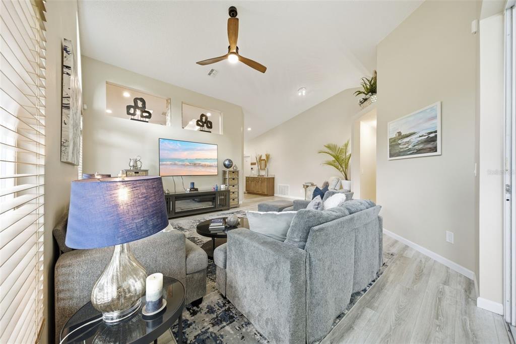 4852 Ridgemoor Circle Palm Harbor, FL 34685 - Photo 15 of 50