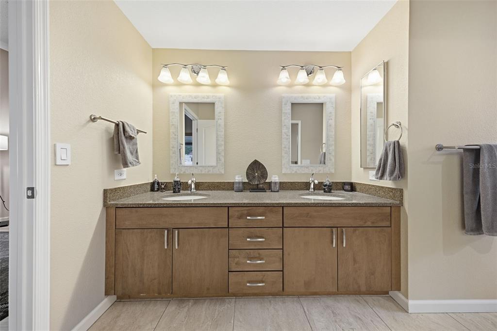 4852 Ridgemoor Circle Palm Harbor, FL 34685 - Photo 20 of 50