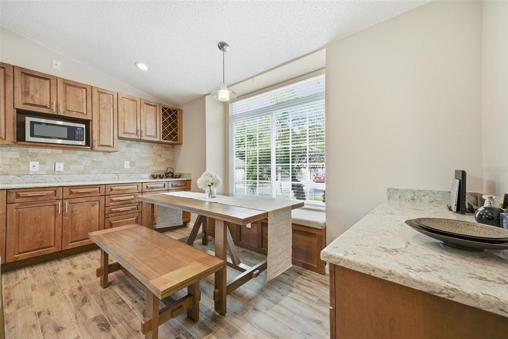 4852 Ridgemoor Circle Palm Harbor, FL 34685 - Photo 7 of 50