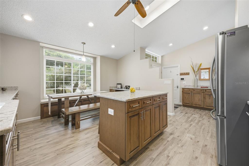 4852 Ridgemoor Circle Palm Harbor, FL 34685 - Photo 8 of 50