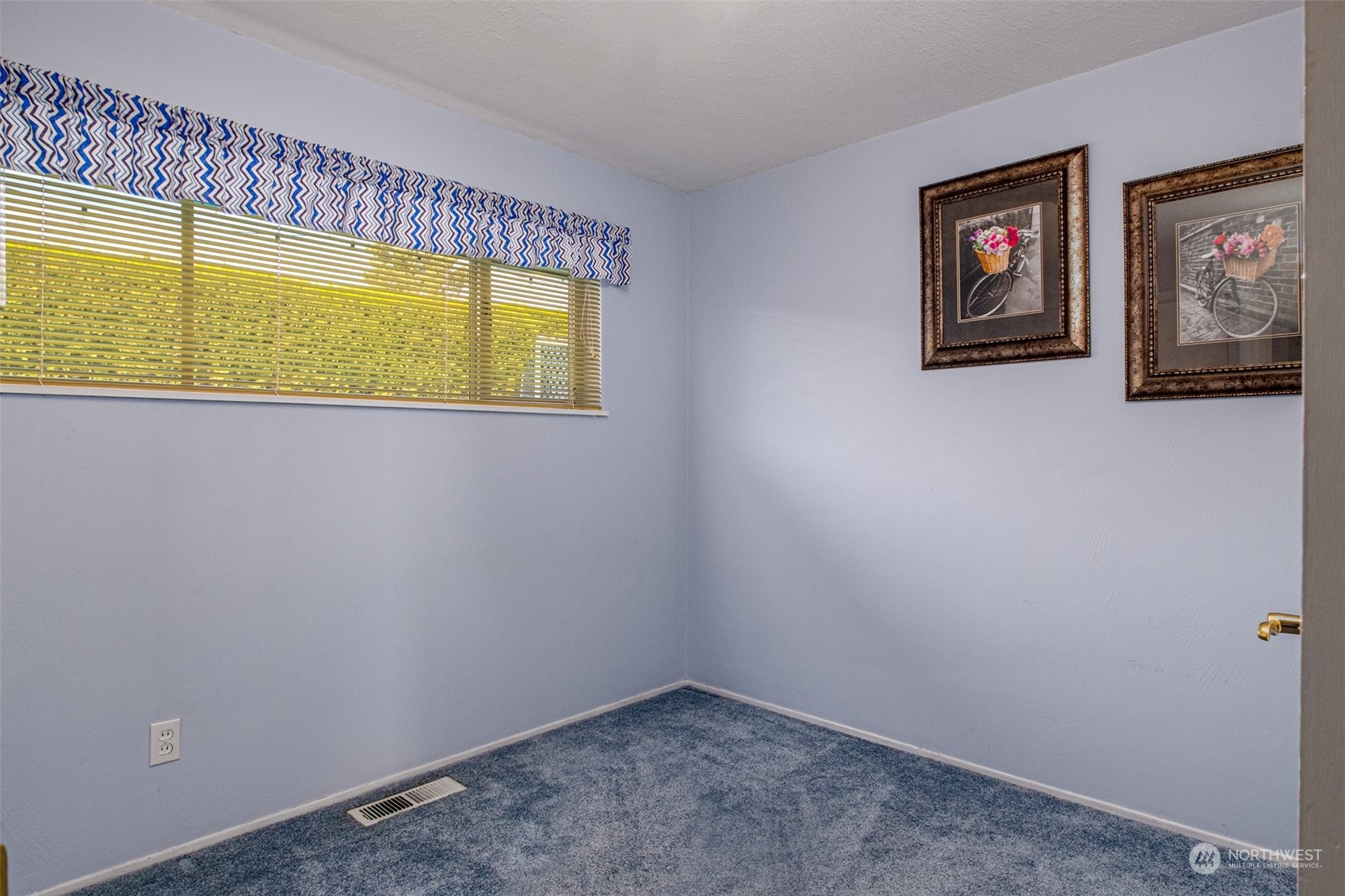 451 Statter Road Ephrata, WA 98823 - Photo 14 of 23 a view of a small space