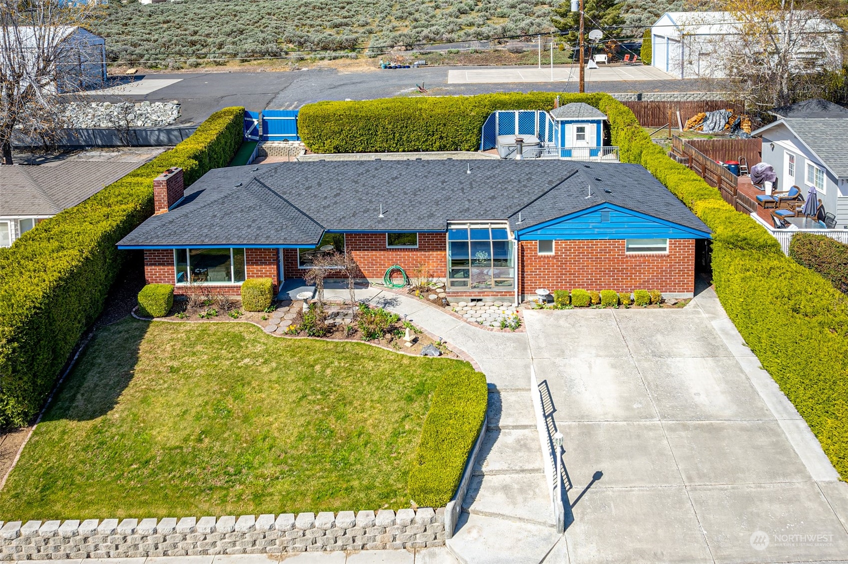 451 Statter Road Ephrata, WA 98823 - Photo 23 of 23 a view of house with swimming pool