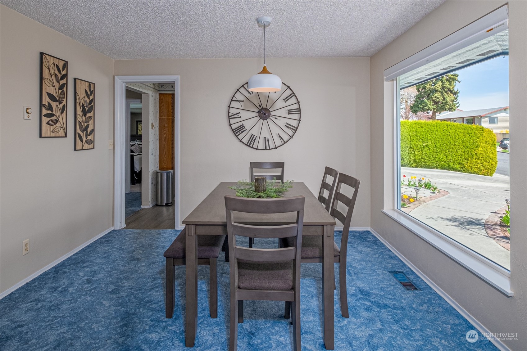 451 Statter Road Ephrata, WA 98823 - Photo 5 of 23 a dining room with furniture and window