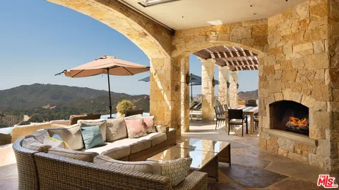 $21,000,000 | 340 Kanan Dume Road, Malibu, CA 90265