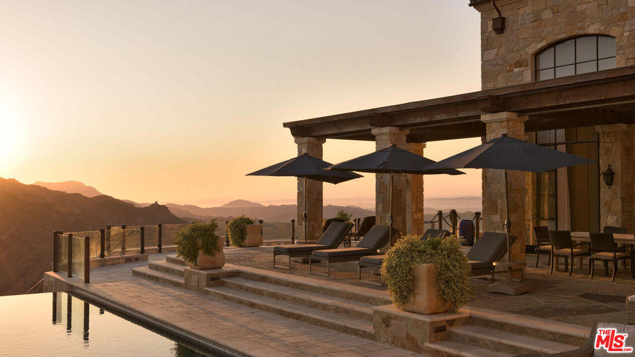 340 Kanan Dume Road Malibu, CA 90265 - Photo 45 of 57