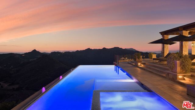 $21,000,000 | 340 Kanan Dume Road, Malibu, CA 90265