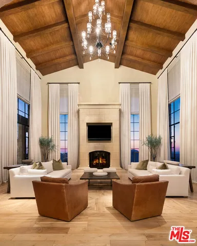 $17,995,000 | 340 Kanan Dume Road, Malibu, CA 90265