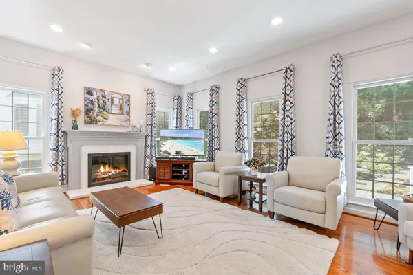 $829,000 | 2803 Shadowridge Drive, Olney, MD 20832