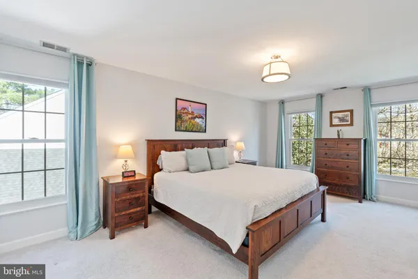 $829,000 | 2803 Shadowridge Drive, Olney, MD 20832