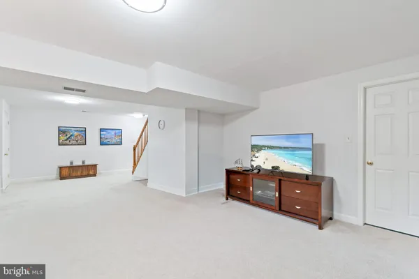 $829,000 | 2803 Shadowridge Drive, Olney, MD 20832