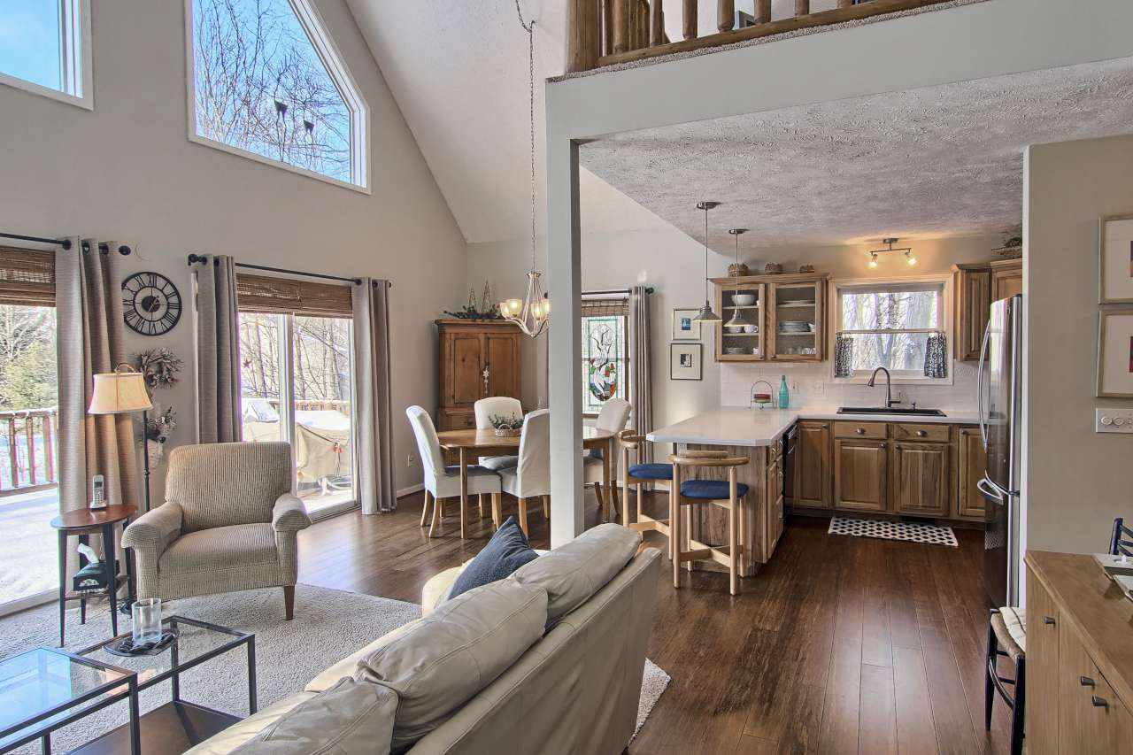 175 Black Ridge Court Traverse City, MI 49696 - Photo 14 of 45 1826041-13.JPG