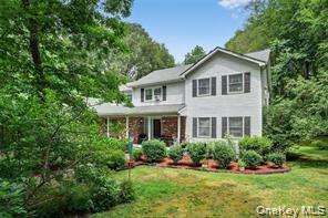 72 Peddler Hill Road Monroe, NY 10950 - Photo 4 of 43