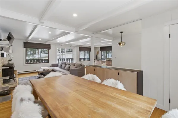 $979,000 | 41-43 Cranberry Hill Road, Winhall, VT 05340