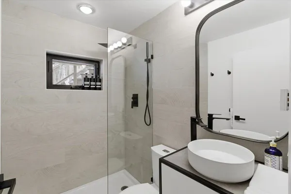 $979,000 | 41-43 Cranberry Hill Road, Winhall, VT 05340