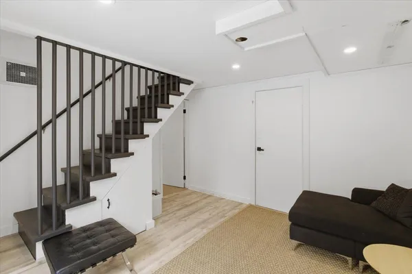 $979,000 | 41-43 Cranberry Hill Road, Winhall, VT 05340