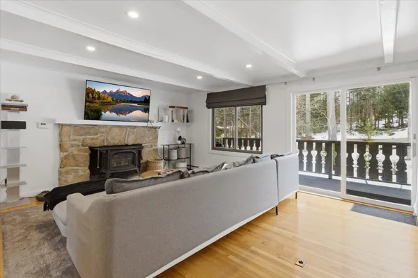 $979,000 | 41-43 Cranberry Hill Road, Winhall, VT 05340