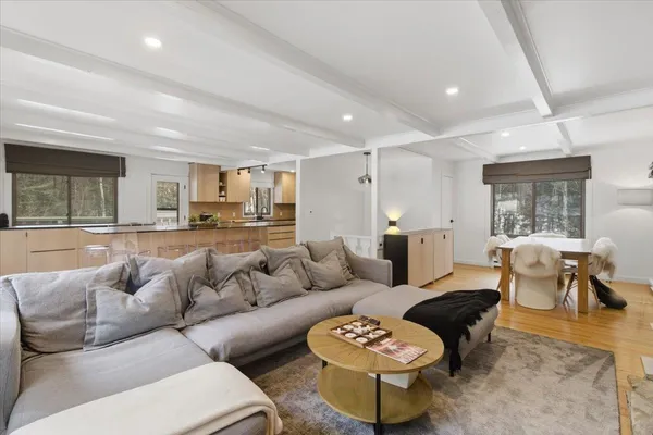 $979,000 | 41-43 Cranberry Hill Road, Winhall, VT 05340