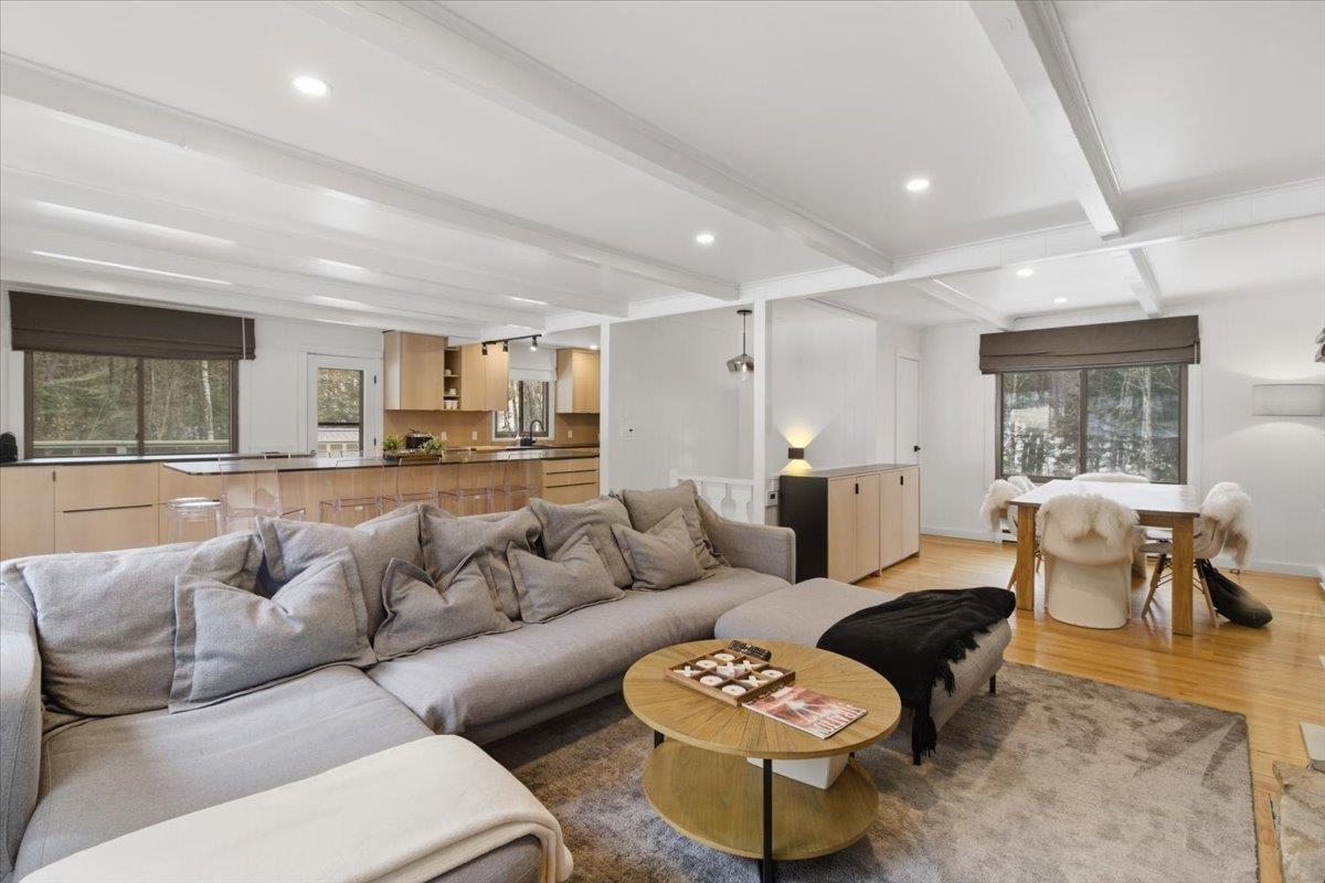 41-43 Cranberry Hill Road Winhall, VT 05340 - Photo 10 of 58