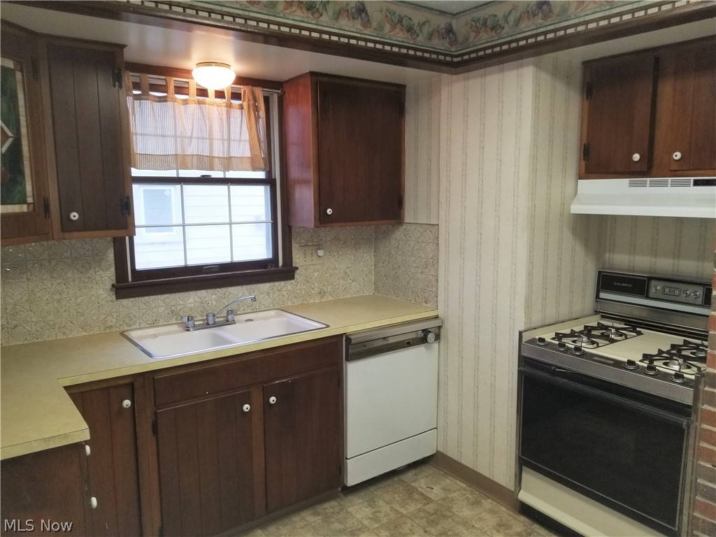 60 South 3rd Street Rittman, OH 44270 - Photo 13 of 22