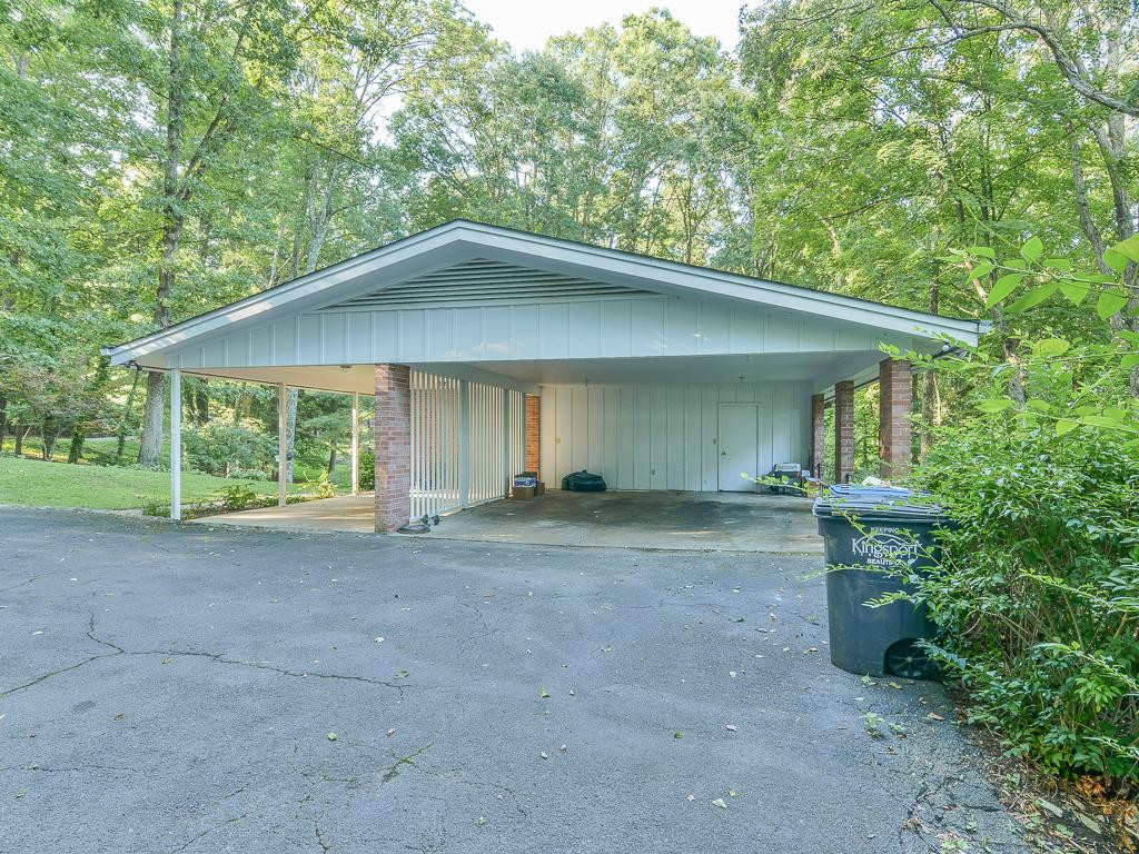 4413 Chickasaw Road Kingsport, TN 37664 - Photo 33 of 36 Photo 33