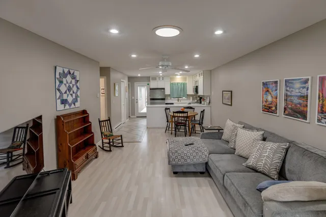 $149,900 | 2286 28th Avenue Southwest, Unit 204, Pine River, MN 56474