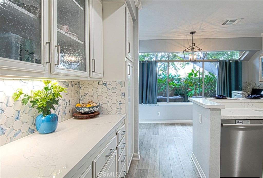 81 Pasto Rico Rancho Santa Margarita, CA 92688 - Photo 13 of 43 Butler's pantry in kitchen