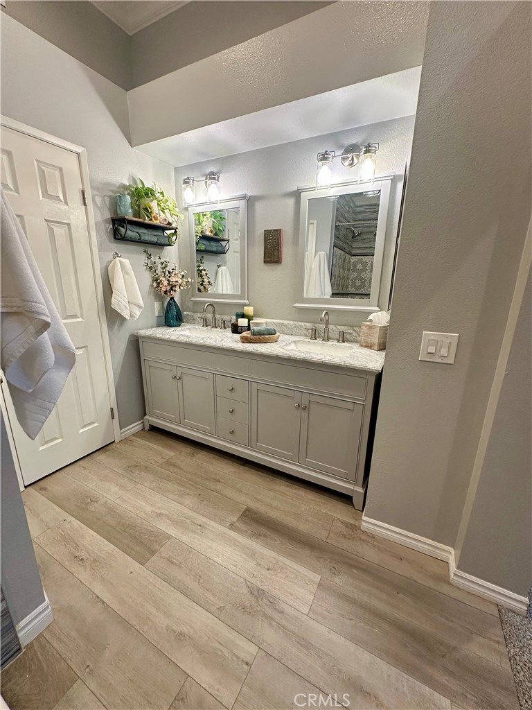 81 Pasto Rico Rancho Santa Margarita, CA 92688 - Photo 21 of 49 Easy to get your mornings going in the primary bath area