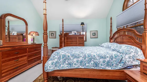 $299,900 | 63 Oak Glen Drive, Galena, IL 61036