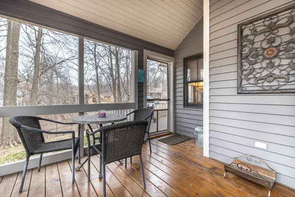 $299,900 | 63 Oak Glen Drive, Galena, IL 61036