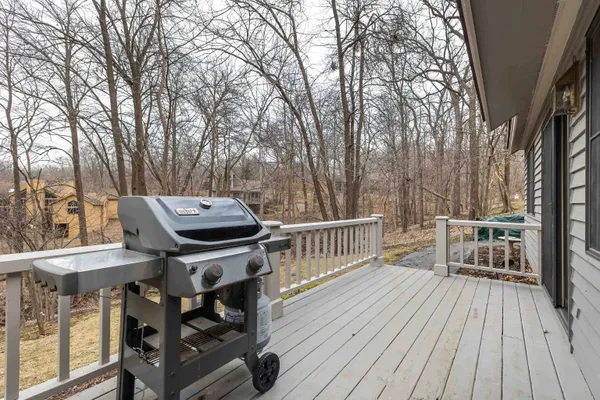 $299,900 | 63 Oak Glen Drive, Galena, IL 61036