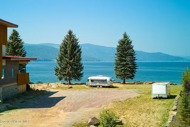 $2,895,000 | 171 Idaho Country Road, Hope, ID 83836