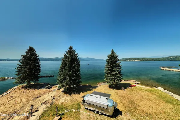 $2,895,000 | 171 Idaho Country Road, Hope, ID 83836