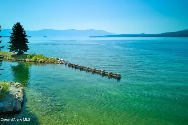 $2,895,000 | 171 Idaho Country Road, Hope, ID 83836