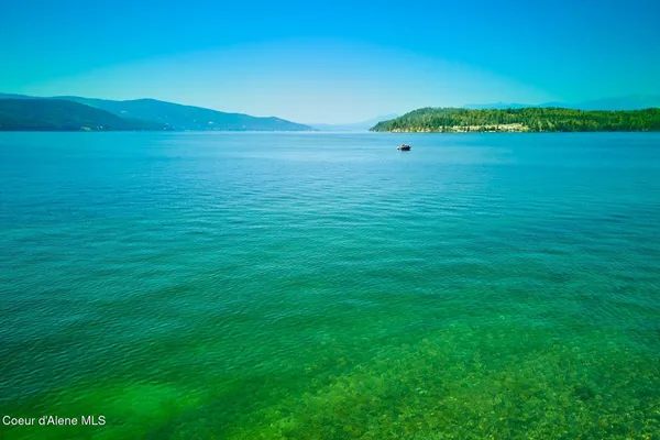 $2,895,000 | 171 Idaho Country Road, Hope, ID 83836