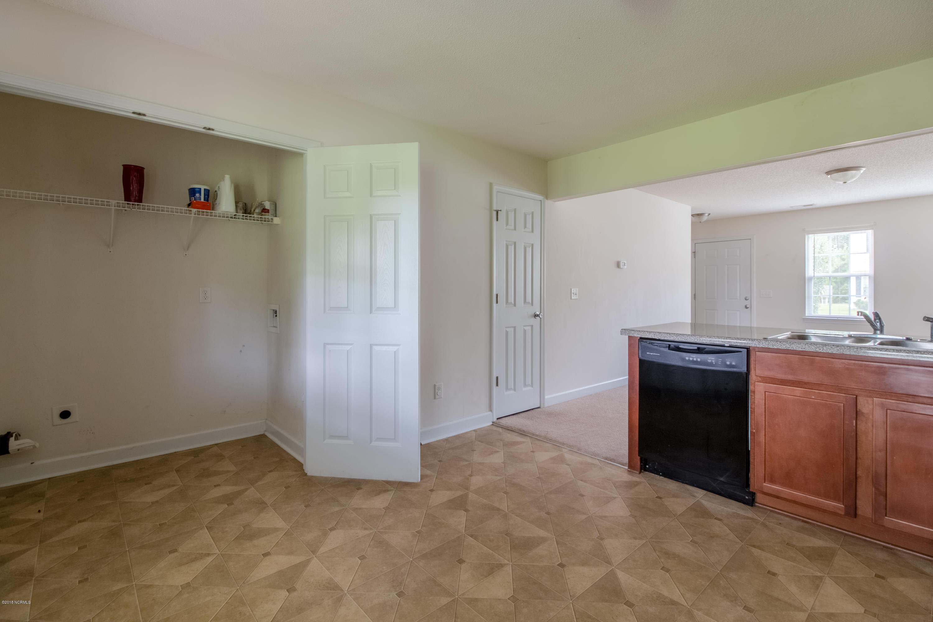 307-5 Burley Drive Hubert, NC 28539 - Photo 2 of 6 IMG_2579-HDR-4-4