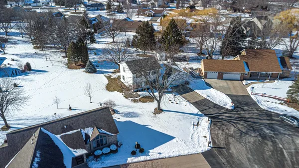 $424,999 | N9639 Crystal Court, Appleton, WI 54915