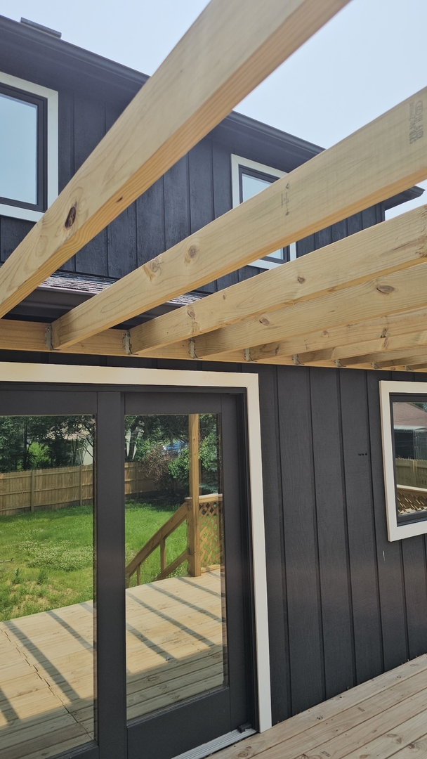 309 North Market Street Hoopeston, IL 60942 - Photo 44 of 45 a front view of a house with a yard